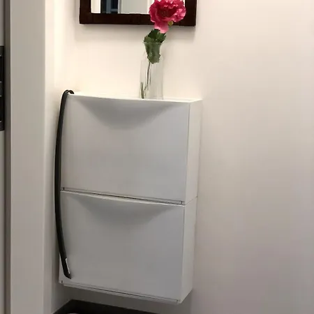 Cozy Prague Airport 아파트 Tuchomerice