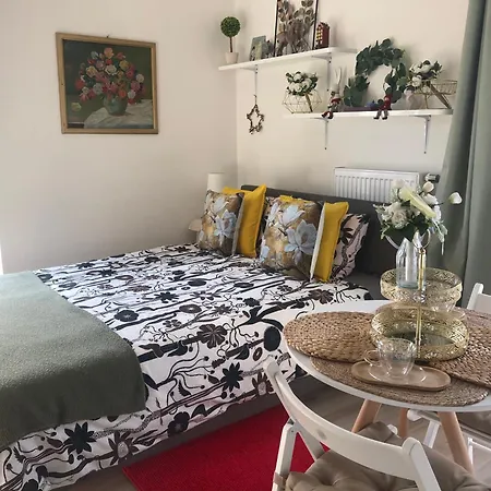 Apartman Cozy Prague Airport- 5 Minute Drive From Airport