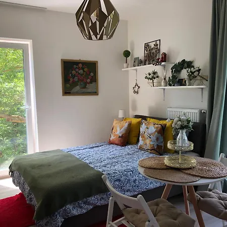 דירה Cozy Prague Airport- 5 Minute Drive From Airport *