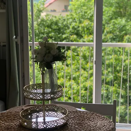Cozy Prague Airport- 5 Minute Drive From Airport דירה