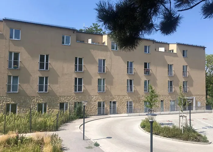 Apartman Cozy Prague Airport- 5 Minute Drive From Airport Tuchoměřice